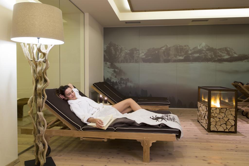 Hotel Des Alpes ラ・ヴィッラ エクステリア 写真