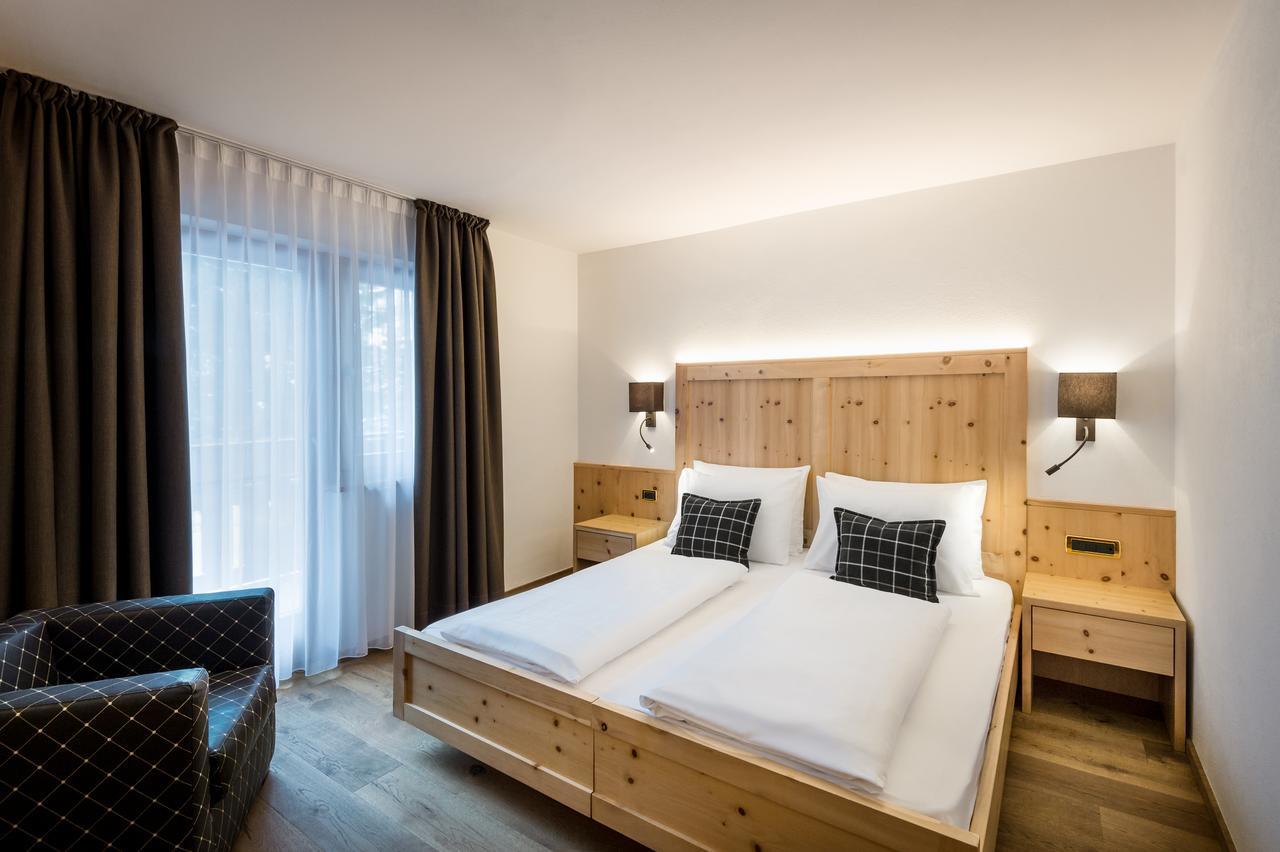 Hotel Des Alpes ラ・ヴィッラ エクステリア 写真