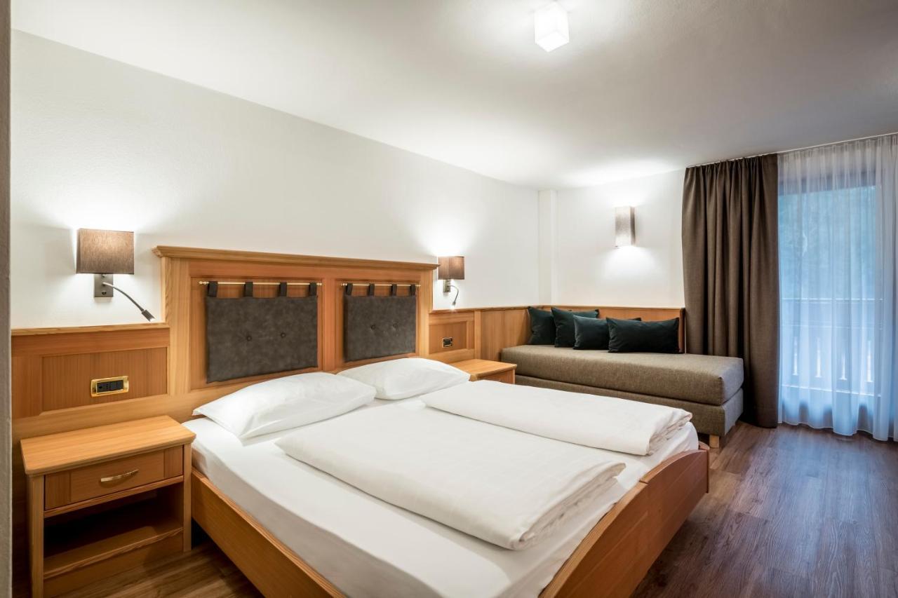 Hotel Des Alpes ラ・ヴィッラ エクステリア 写真