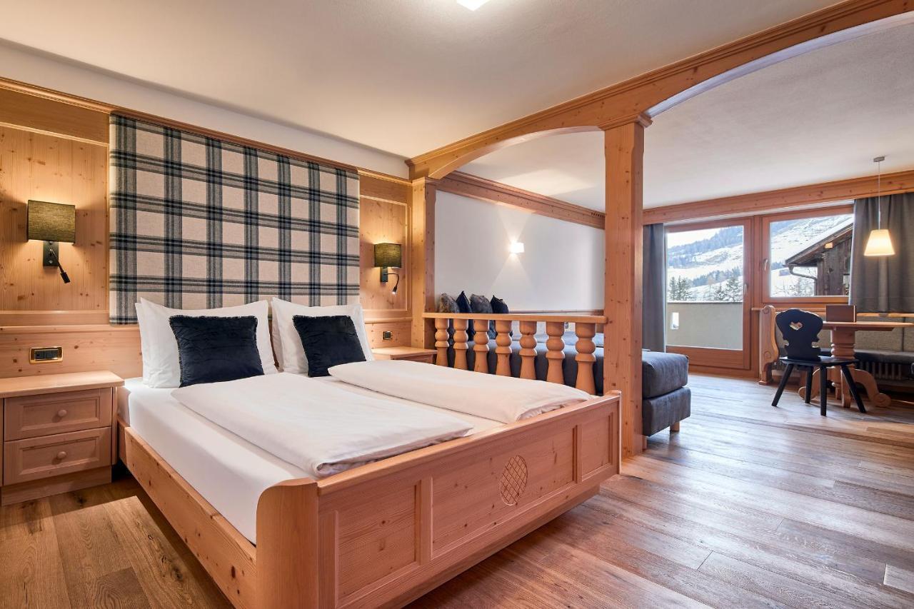 Hotel Des Alpes ラ・ヴィッラ エクステリア 写真